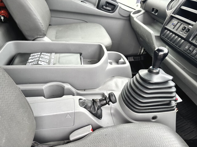 日野デュトロパッカー車（塵芥車）小型（2t・3t）[写真35]