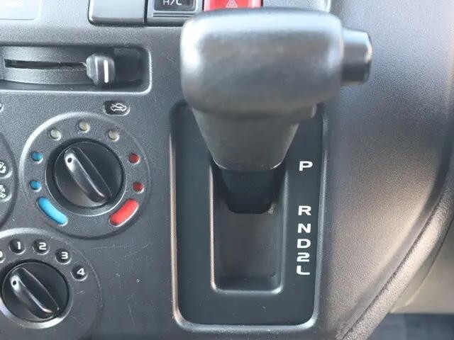 トヨタタウンエース平ボディ小型（2t・3t）[写真31]