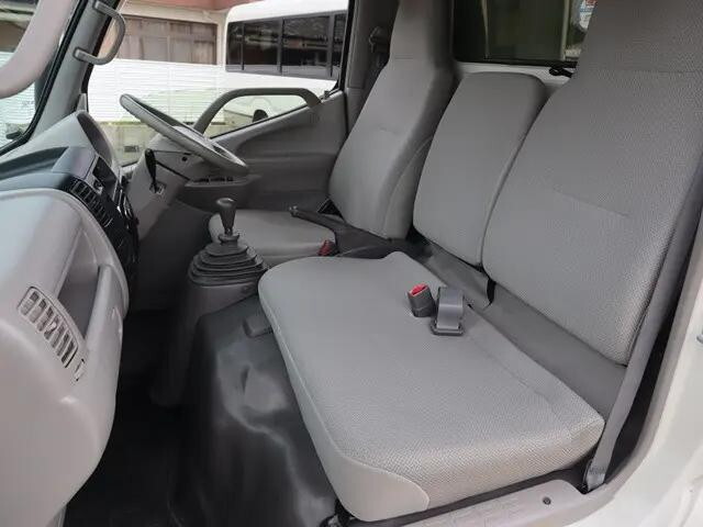 トヨタダイナ幌車小型（2t・3t）[写真28]