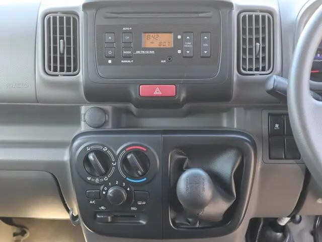 その他のメーカーその他の車種その他の形状小型（2t・3t）[写真37]