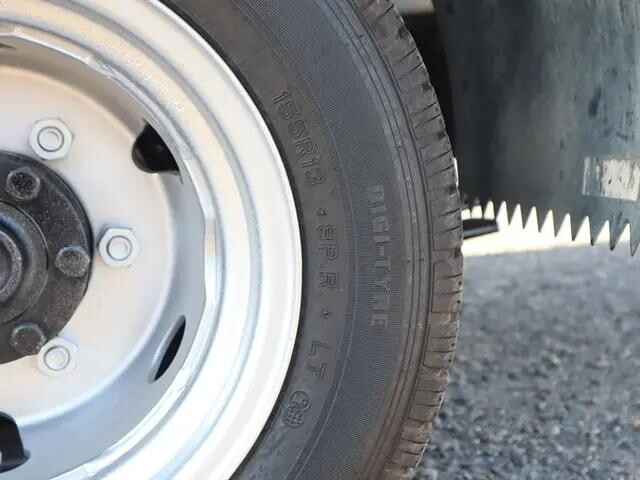 日産アトラス平ボディ小型（2t・3t）[写真15]