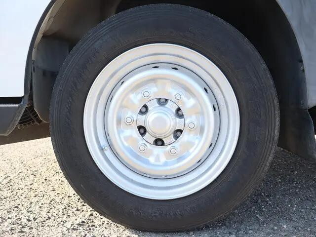 日産アトラス平ボディ小型（2t・3t）[写真19]