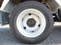 日産アトラス平ボディ小型（2t・3t）[写真24]