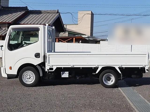 日産アトラス平ボディ小型（2t・3t）[写真06]