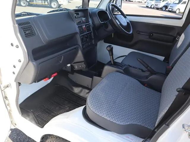 その他のメーカーその他の車種冷凍車（冷蔵車）小型（2t・3t）[写真32]