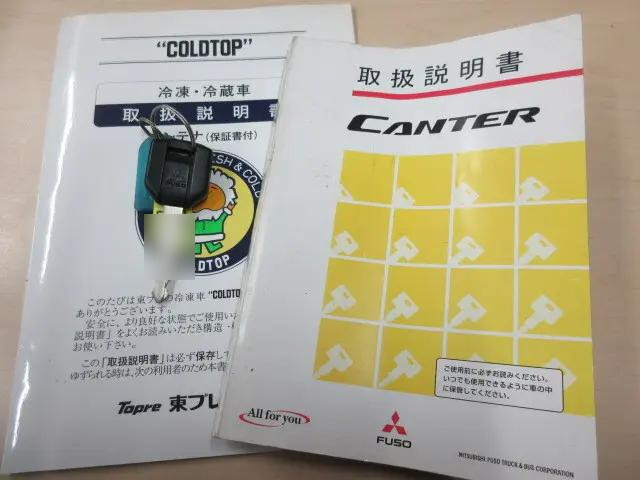 三菱ふそうキャンター保冷バン小型（2t・3t）[写真05]