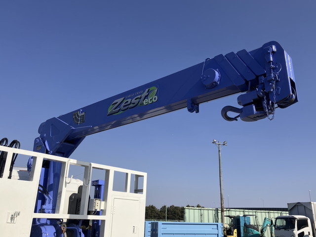 日野レンジャーセルフクレーン4段増トン（6t・8t）[写真13]