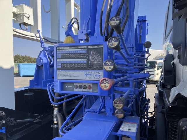 日野レンジャーセルフクレーン4段増トン（6t・8t）[写真16]