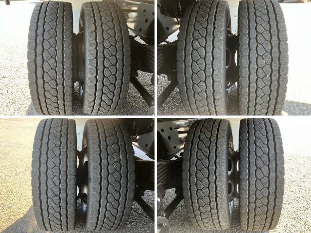 日野レンジャーセルフクレーン4段増トン（6t・8t）[写真24]