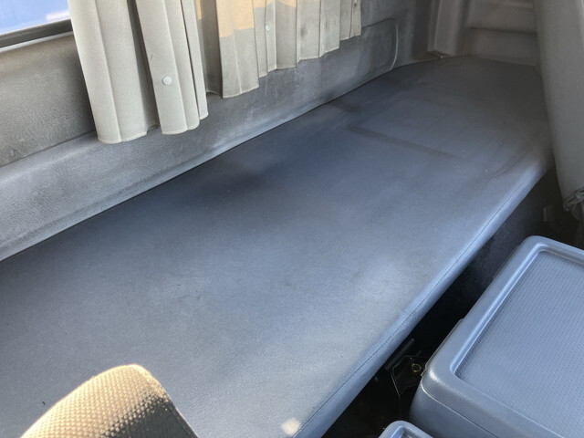 日野レンジャーセルフクレーン4段増トン（6t・8t）[写真36]