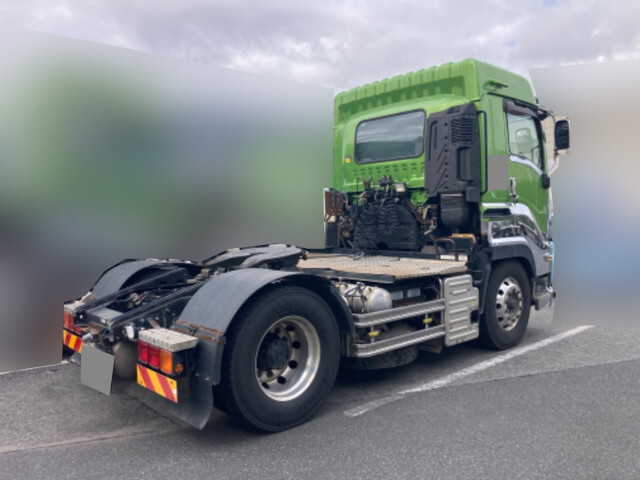 いすゞギガトレーラーヘッド（トラクターヘッド）大型（10t）[写真02]