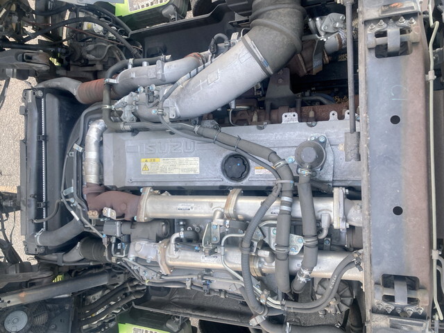 いすゞギガトレーラーヘッド（トラクターヘッド）大型（10t）[写真25]