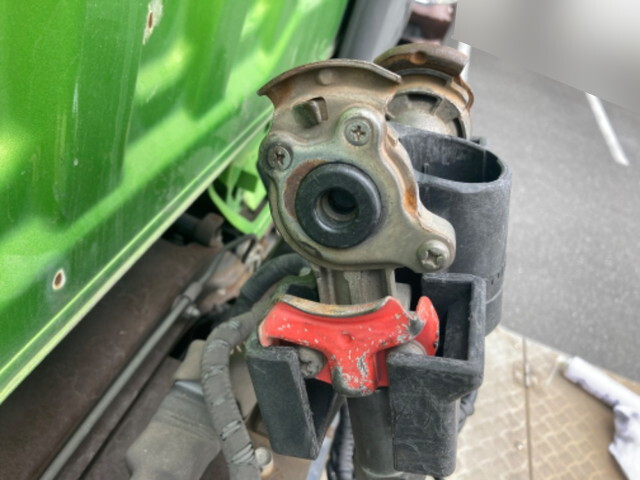 いすゞギガトレーラーヘッド（トラクターヘッド）大型（10t）[写真09]