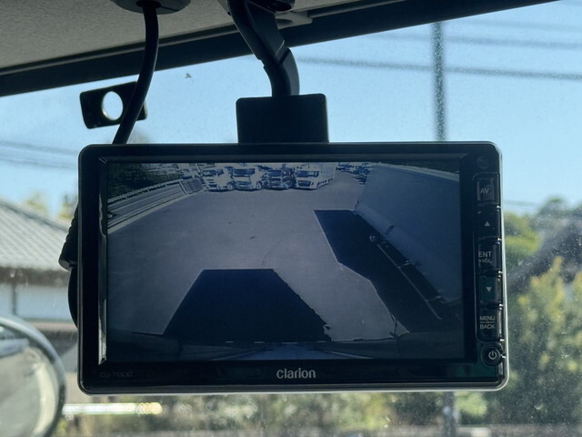 UDトラックスクオン冷蔵冷凍ウイング大型（10t）[写真34]