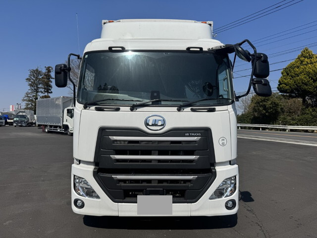 UDトラックスクオン冷蔵冷凍ウイング大型（10t）[写真05]