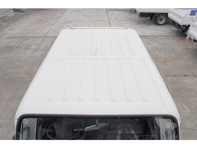 いすゞエルフダブルキャブ（Wキャブ）小型（2t・3t）[写真11]