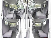 いすゞエルフダブルキャブ（Wキャブ）小型（2t・3t）[写真28]