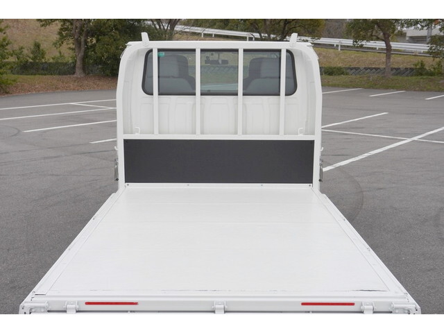 いすゞエルフダブルキャブ（Wキャブ）小型（2t・3t）[写真03]