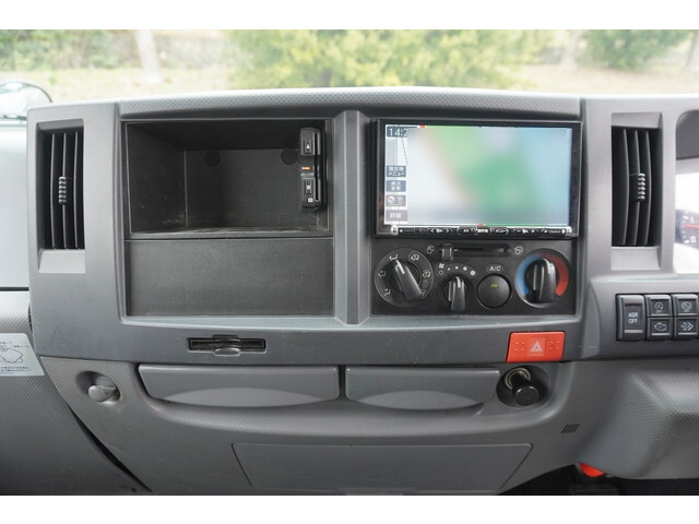 いすゞエルフダブルキャブ（Wキャブ）小型（2t・3t）[写真32]