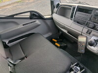 三菱ふそうキャンターアルミバン小型（2t・3t）[写真23]