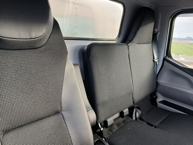 三菱ふそうキャンターアルミバン小型（2t・3t）[写真24]