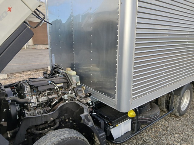 三菱ふそうキャンターアルミバン小型（2t・3t）[写真25]