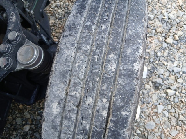 三菱ふそうキャンターアルミバン小型（2t・3t）[写真36]