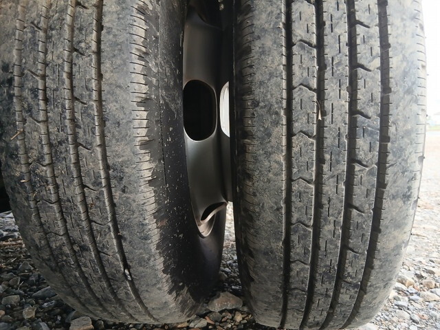 三菱ふそうキャンターアルミバン小型（2t・3t）[写真39]