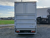 三菱ふそうキャンターアルミバン小型（2t・3t）[写真04]