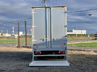 三菱ふそうキャンターアルミバン小型（2t・3t）[写真08]