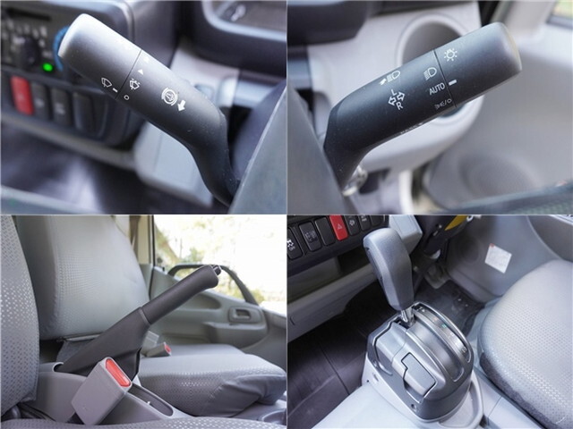 日野デュトロ平ボディ小型（2t・3t）[写真33]