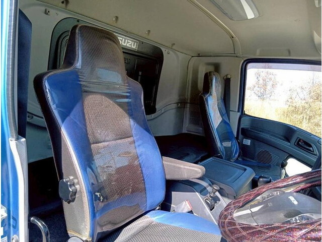 いすゞギガ冷凍車（冷蔵車）大型（10t）[写真15]