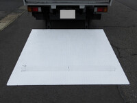 日野デュトロパネルバン小型（2t・3t）[写真12]