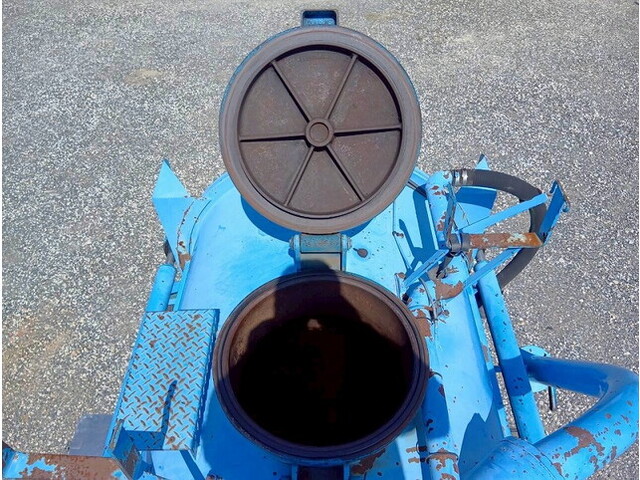 いすゞフォワードバキュームカー中型（4t）[写真28]