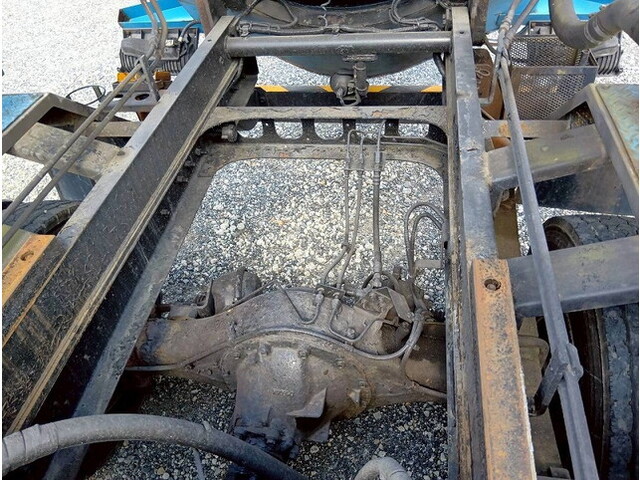 いすゞフォワードバキュームカー中型（4t）[写真32]