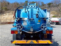 いすゞフォワードバキュームカー中型（4t）[写真07]