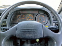 いすゞフォワードバキュームカー中型（4t）[写真09]