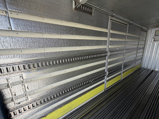 日野レンジャー冷凍車（冷蔵車）増トン（6t・8t）[写真12]