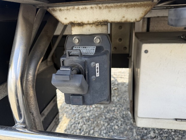 日野レンジャー冷凍車（冷蔵車）増トン（6t・8t）[写真26]