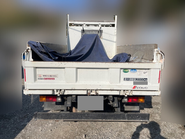 三菱ふそうキャンターダンプ小型（2t・3t）[写真10]