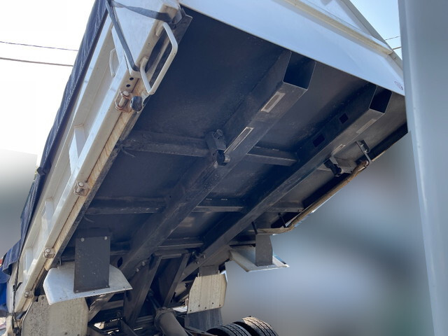 三菱ふそうキャンターダンプ小型（2t・3t）[写真13]