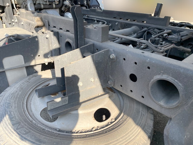 三菱ふそうキャンターダンプ小型（2t・3t）[写真24]