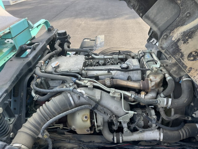 日野レンジャーミキサー車（コンクリートミキサー）増トン（6t・8t）[写真28]