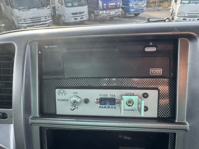 日野レンジャーミキサー車（コンクリートミキサー）増トン（6t・8t）[写真34]