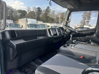 日野レンジャーミキサー車（コンクリートミキサー）増トン（6t・8t）[写真38]