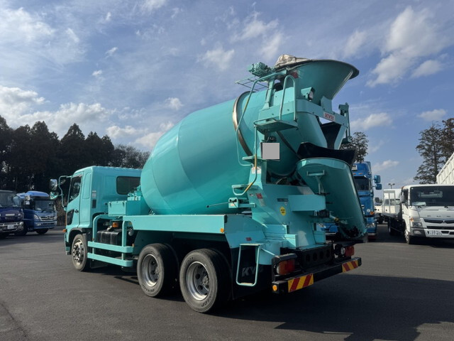 日野レンジャーミキサー車（コンクリートミキサー）増トン（6t・8t）[写真04]