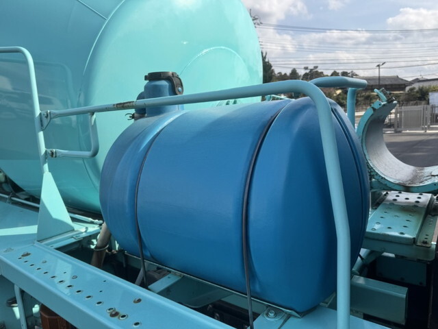 日野レンジャーミキサー車（コンクリートミキサー）増トン（6t・8t）[写真09]