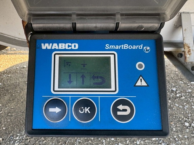 その他のメーカーその他の車種ウイングトレーラー大型（10t）[写真18]