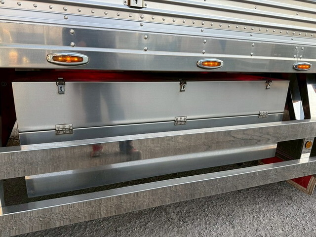 日野プロフィア冷凍車（冷蔵車）大型（10t）[写真13]