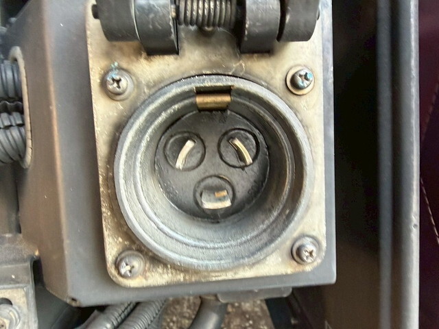 日野プロフィア冷凍車（冷蔵車）大型（10t）[写真21]